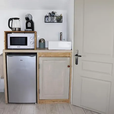 La Apartment *